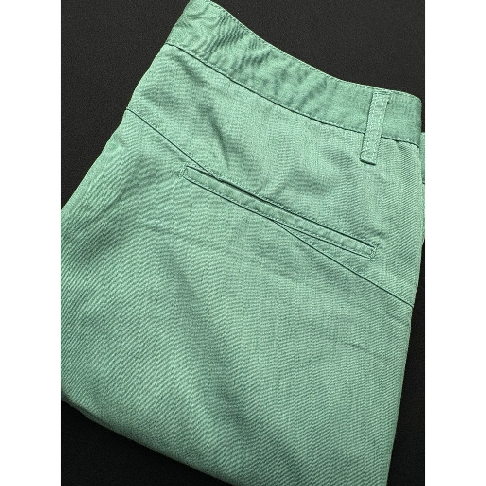 Volcom Shorts Mens 33x11 Green Canvas Chino Flat Front Casual Summer